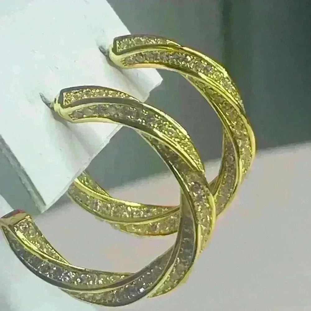 SIMULATED STONES TWISTED HOOP EARRINGS